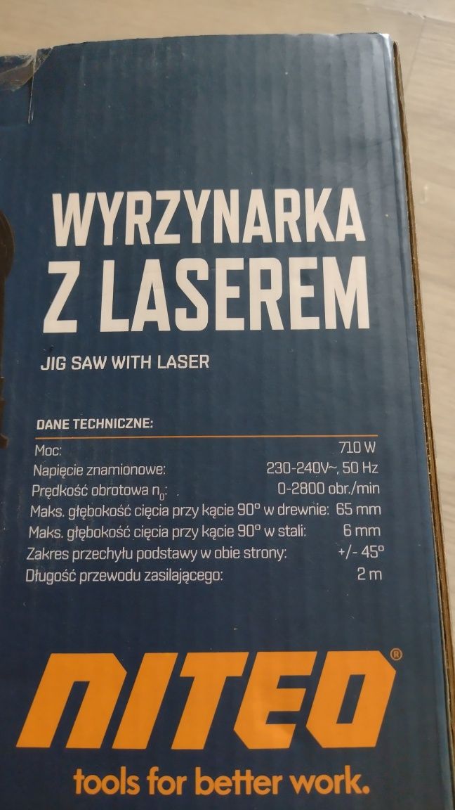 Wyrzynarka z laserem Nitro 710 W