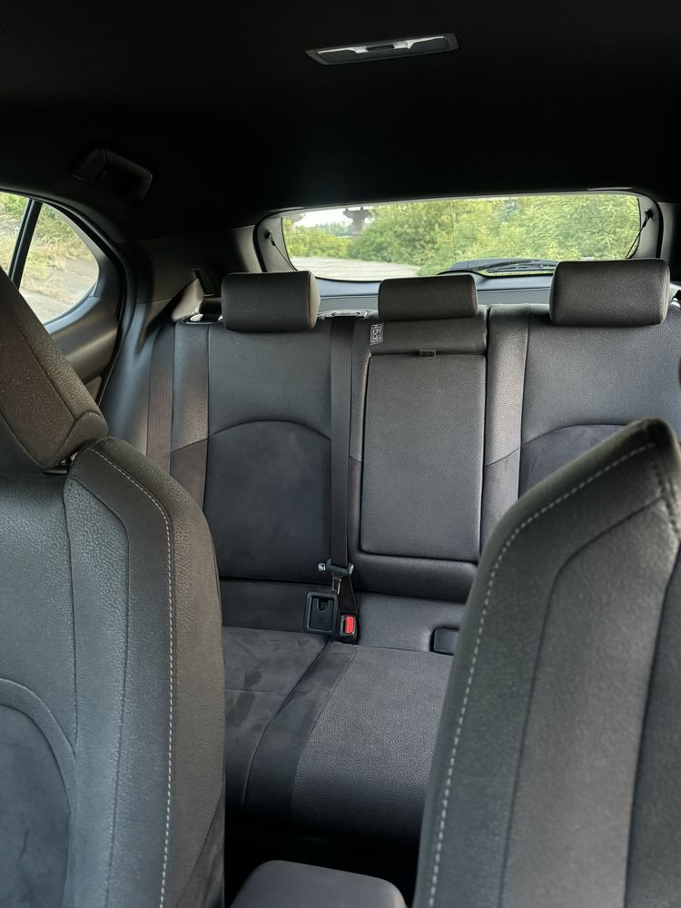 Lexus UX250h 2019