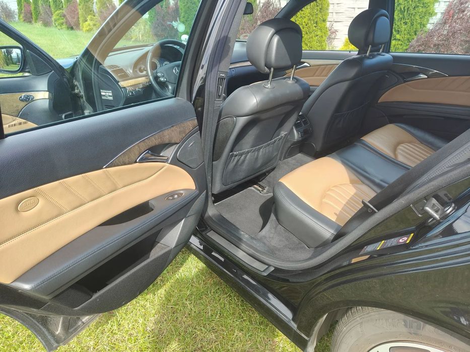 MERCEDES W211 Kombi FOTELE Tapicerka Wnętrze DESIGNO Unikat Rarytas Skóry Europa