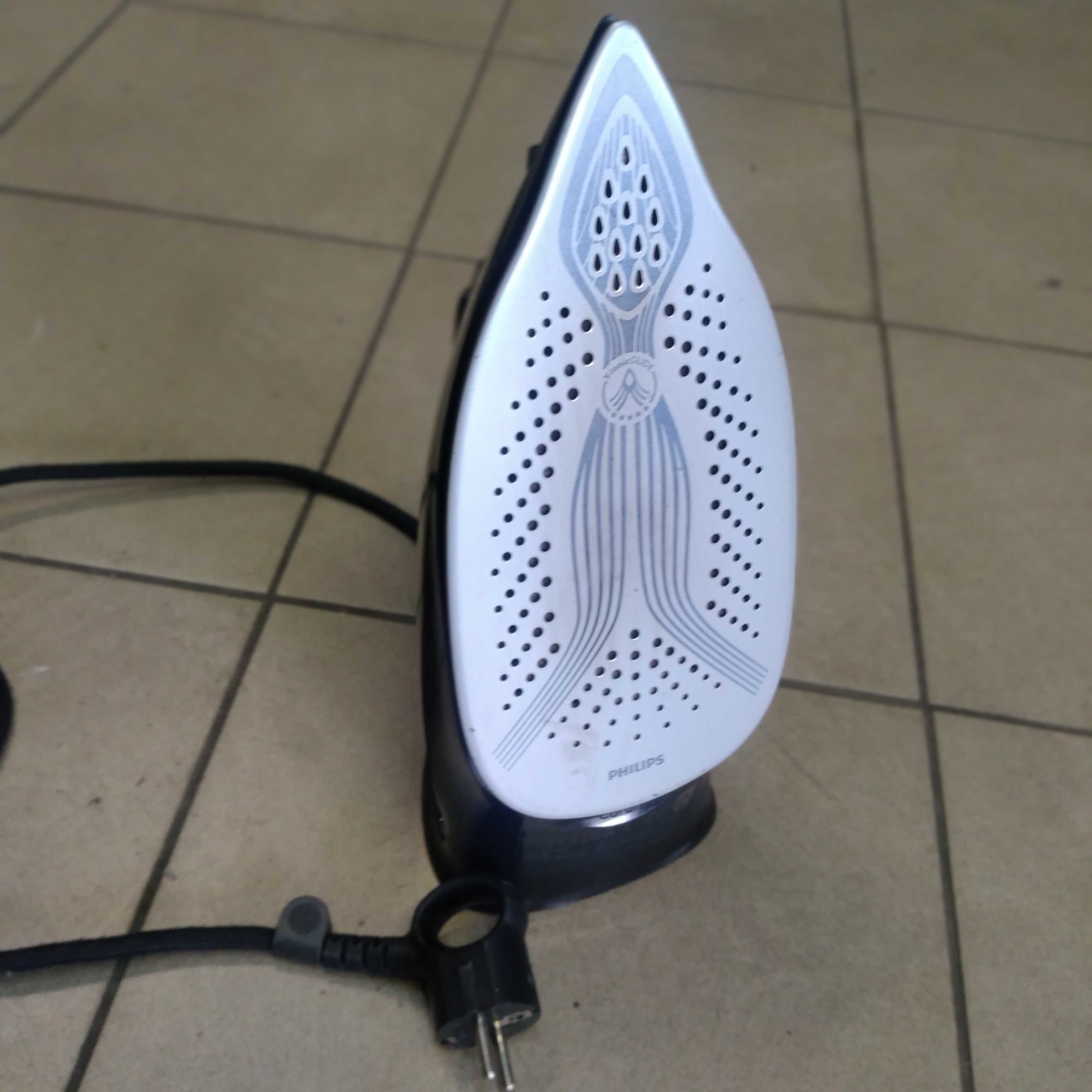 PROMOCJA - Żelazko PHILIPS - 2600 W /
Zachęcam do zakupu