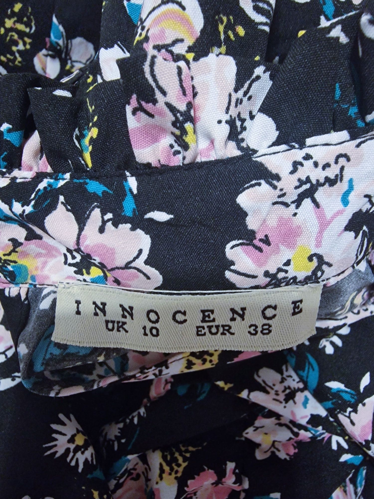 Sukienka z paskiem w kwiaty" INNOCENCE"