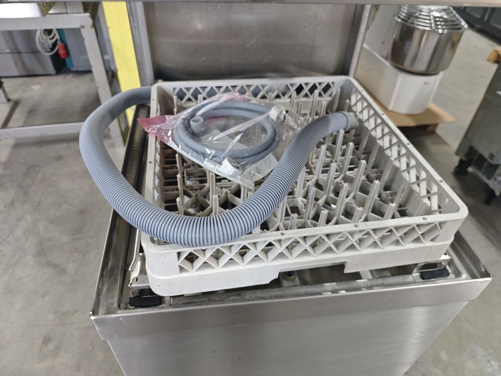 Купольна посудомийна машина Winterhalter GS 502