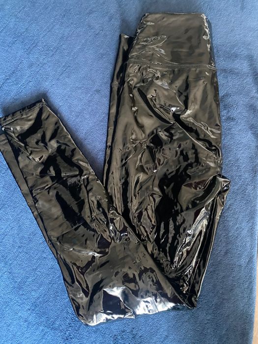 Lateksowe spodnie /leginsy