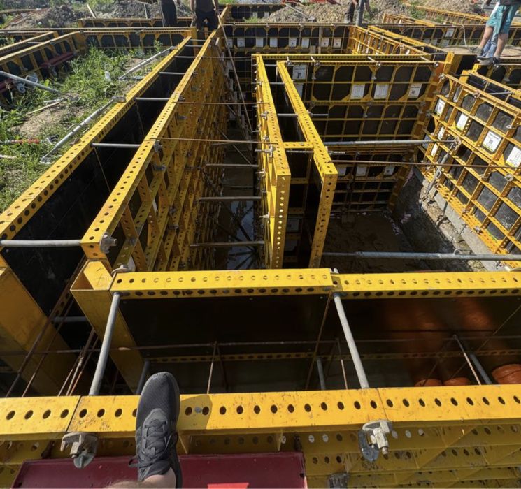 Опалубка оренда / продаж дрібнощитова (полегшена)