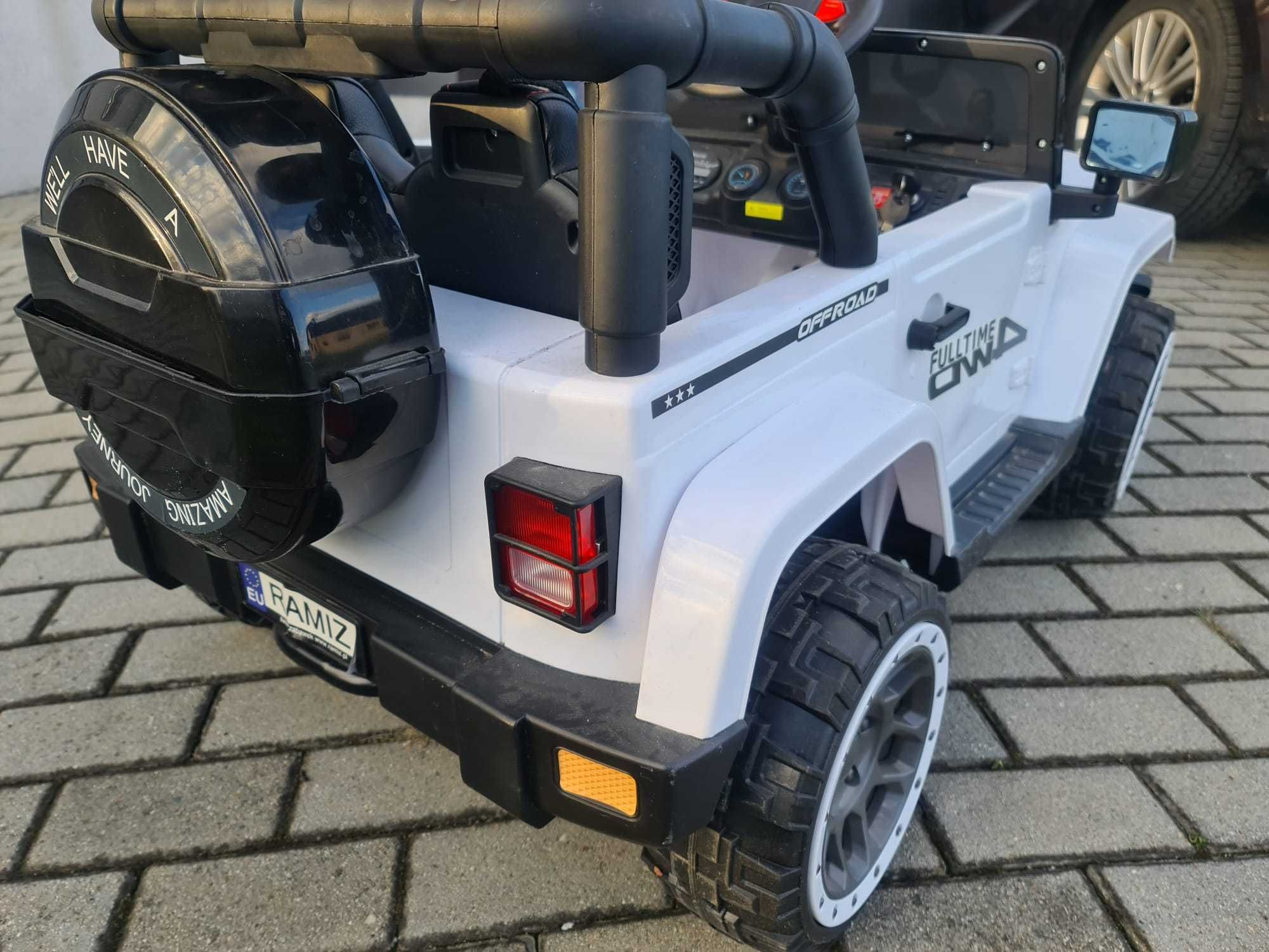 Auto elektryczne Jeep dla dziecka