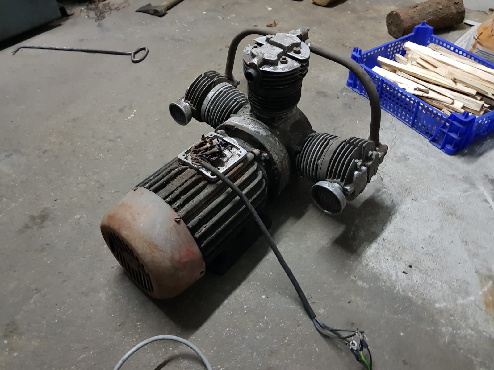 Sprzedam silnik 2,2 kw sprawny