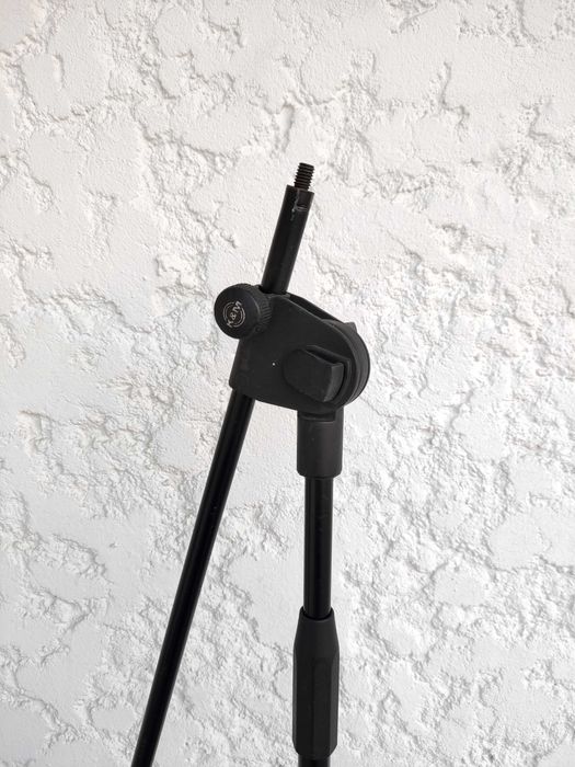 2 Tripés para Microfone (P / Peças)