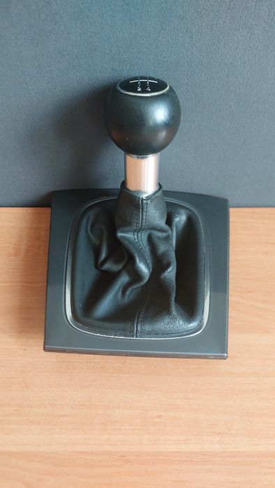 Sprzedam mieszek gałka zmiany biegów audi a3 8p