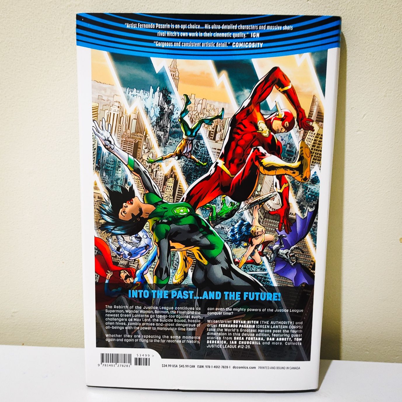 Justice League Deluxe Edition book 2