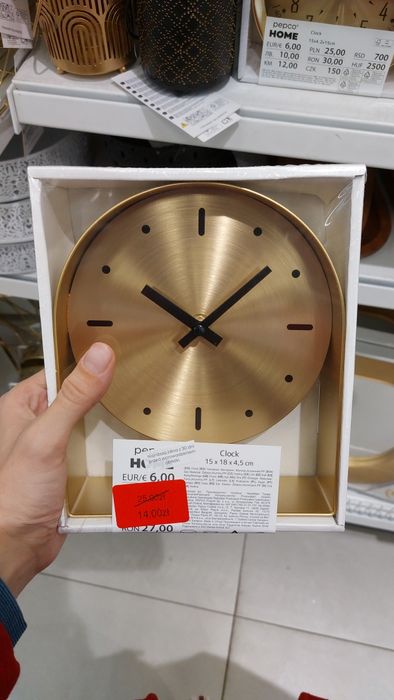 Zegar na biurko. Nowy, cichy