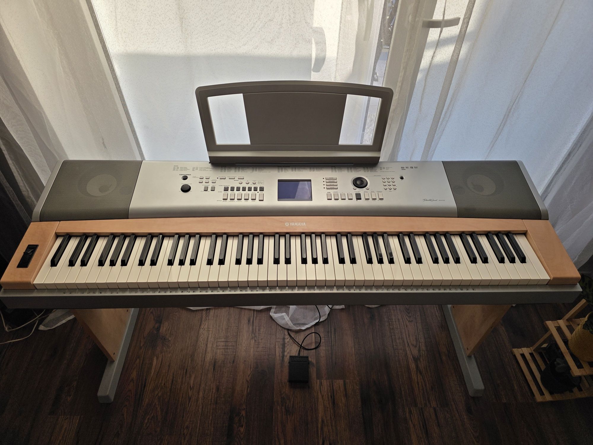 Syntezator, pianino cyfrowe Yamaha DGX-630