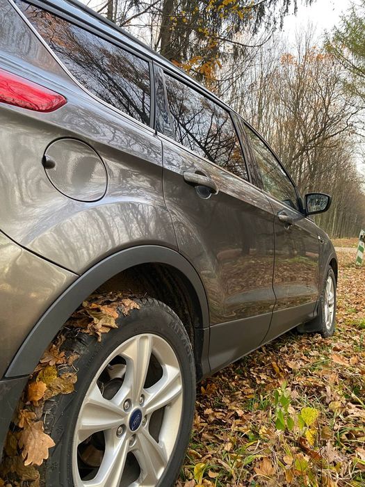 Продам Ford escape 2.0 бензин