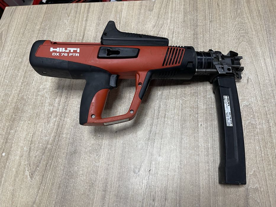 Hilti DX 76 PTR / пороховий монтажний пістолет Хілті