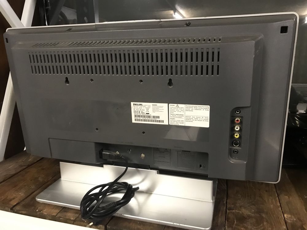 ЖК телевізор / монітор Philips 20" ,  LC200WX1-SL01