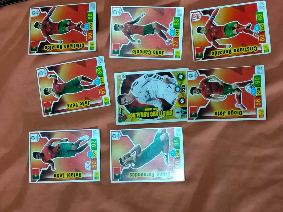 Cartas de várias coleções de futebol