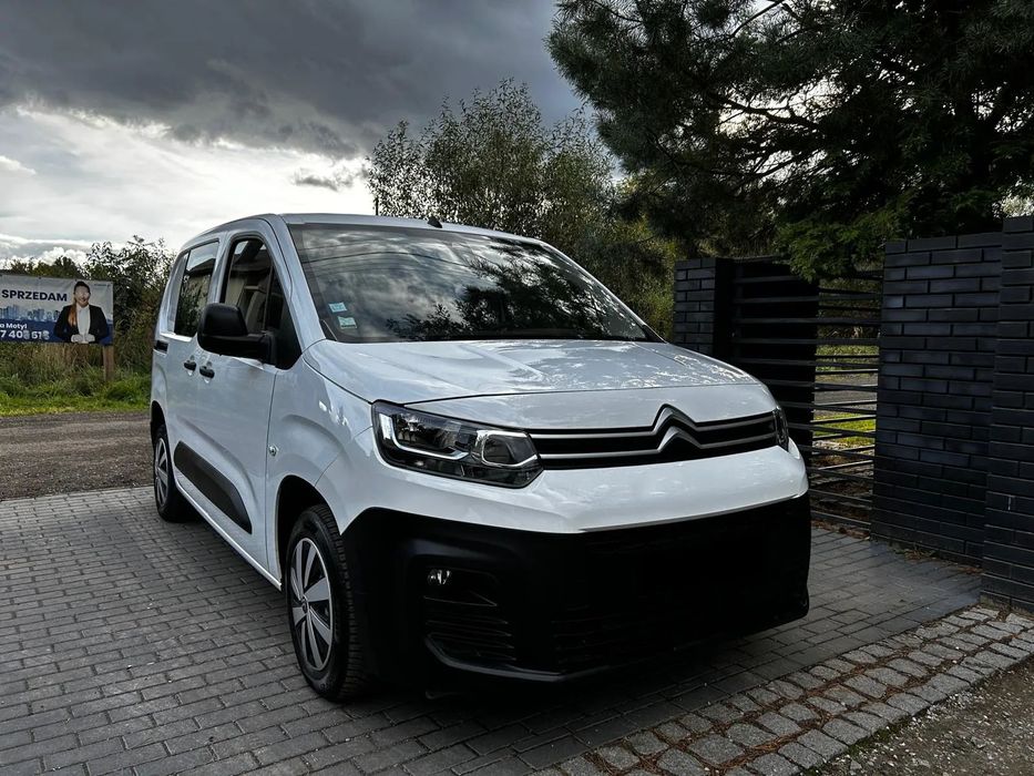 Citroën Berlingo  1.5D / Obustronne PRZESUWNE DRZWI / Parktronic / Zadbany