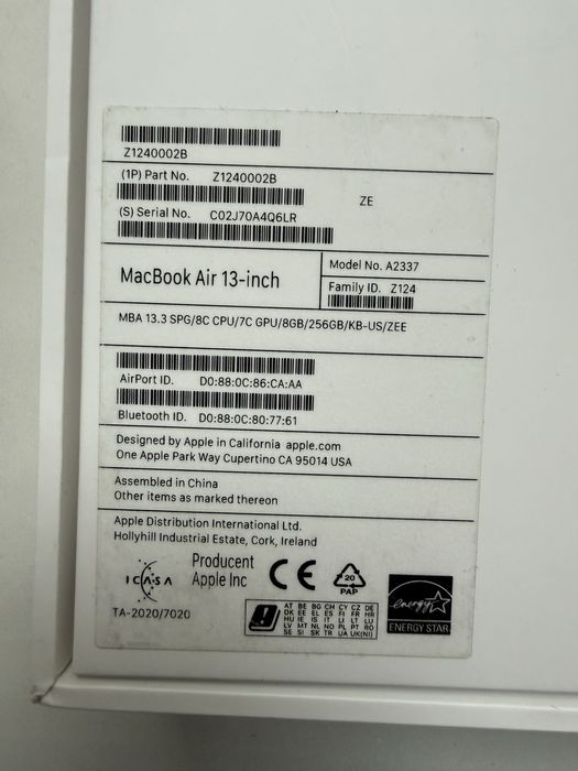 Apple MacBook Air M1 2020 | 13,3" 8/256 GB | Bardzo dobry stan