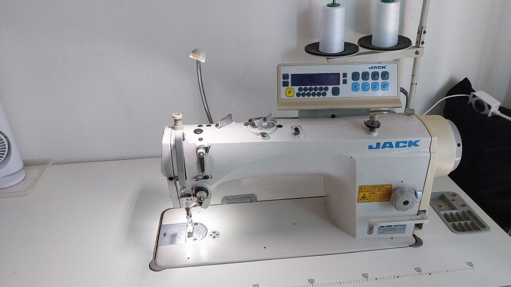 Máquina ponto corrido JACK