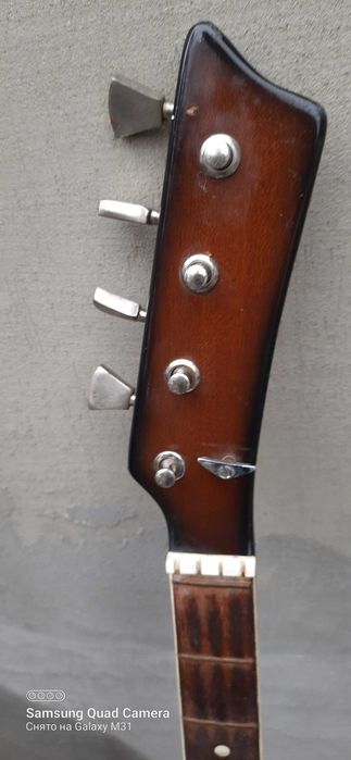 Бас гитара "урал"
