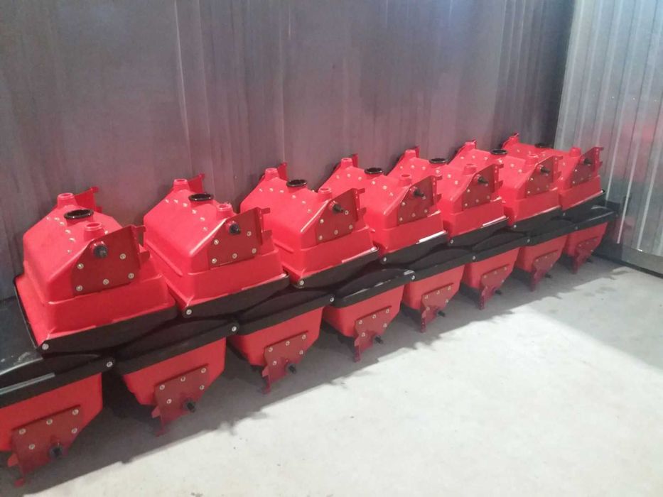 Банка тукова УПС апарат туковисівний під добрива КРН