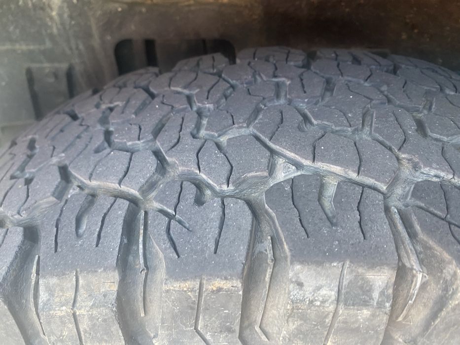 Pneus BFGoodrich 235/85R16 A/T