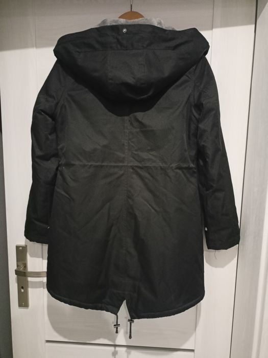 Kurtka damska zimowa długa czarna M 38