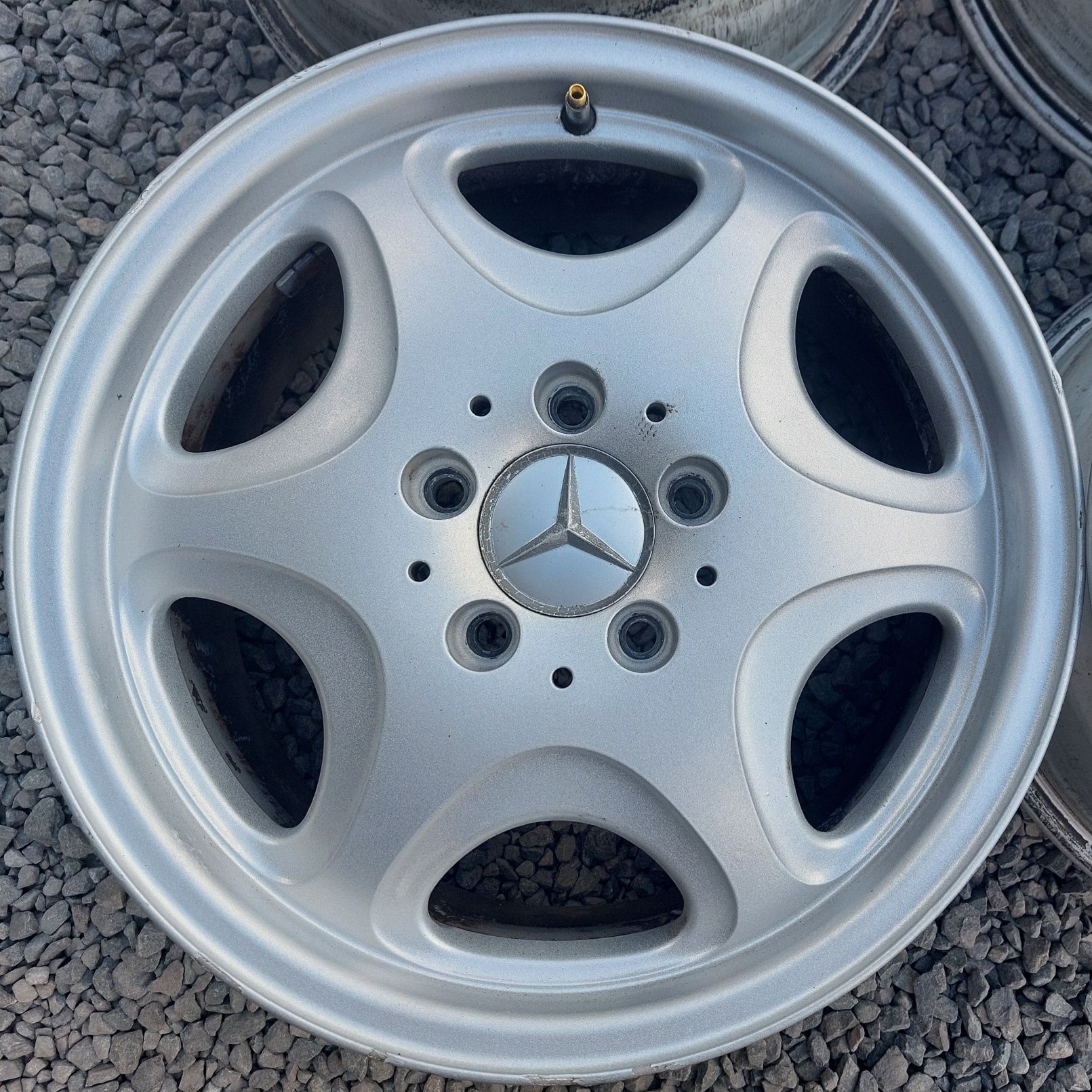 5 112 R16 Mercedes Benz A Class B Class C Class