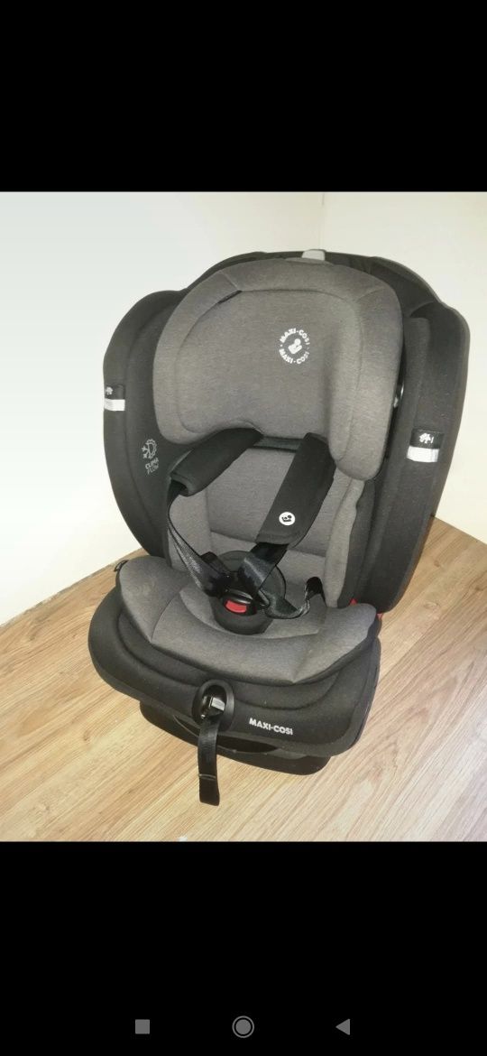 Fotelik samochodowy 9-36 kg Maxi Cosi Titan plus