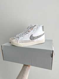 Кросівки Nike Blazer Mid 77 Snake кроссовки женские Найк распродажа