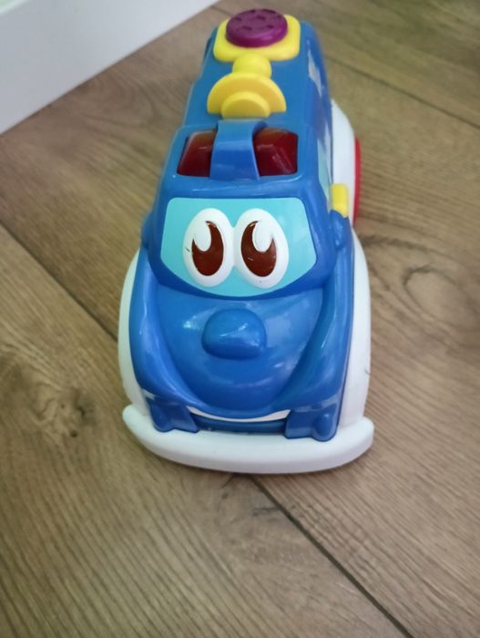 Auto dla chłopca policja
