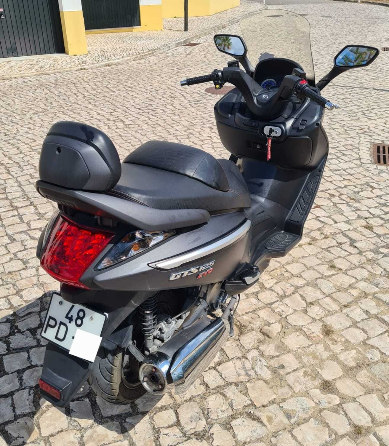 Moto Sym GTS EVO 125cc 15000km