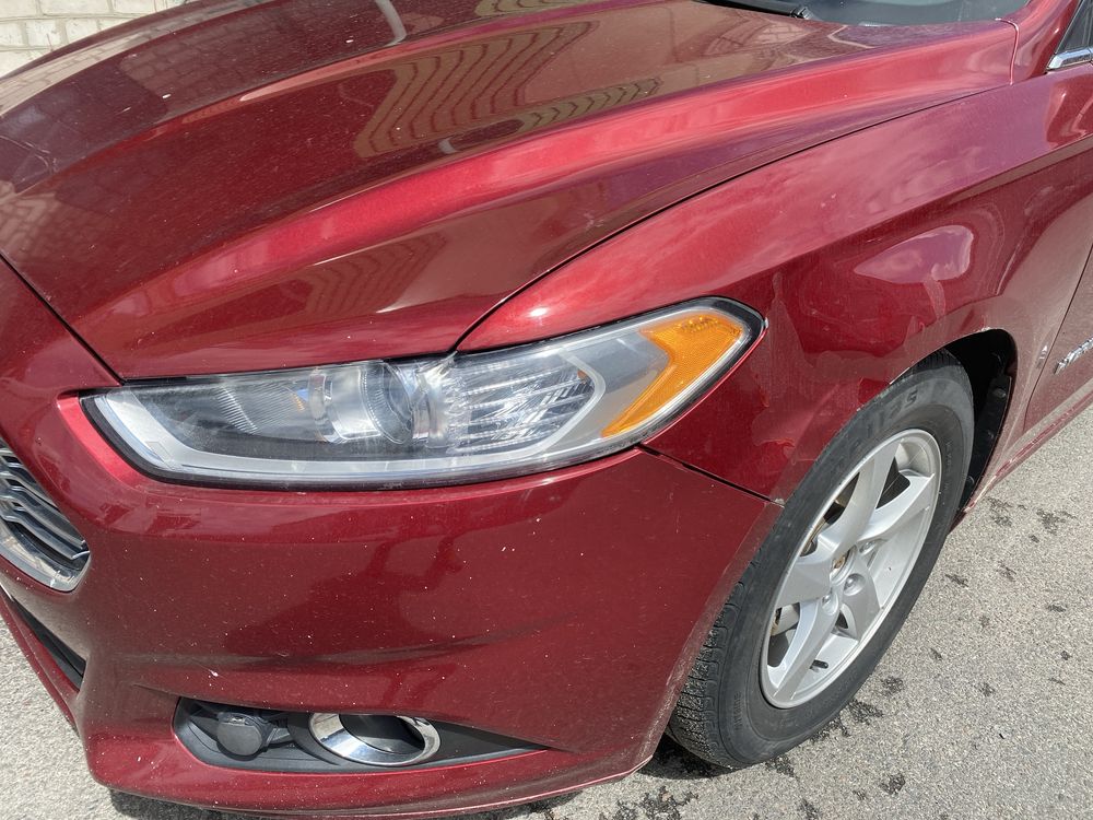 Ford Fusion Hybrid SE