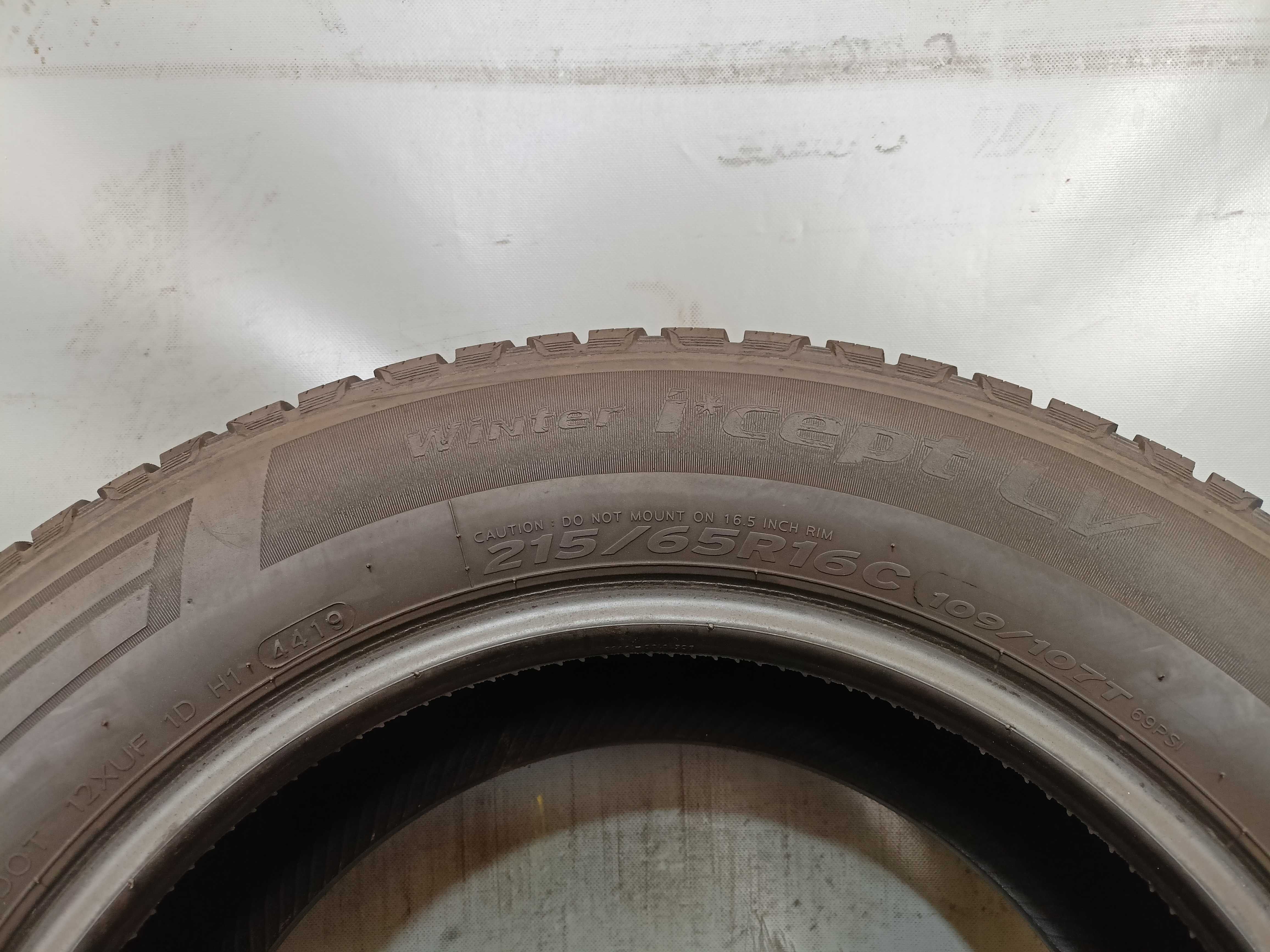 Hankook Winter I Cept LV 215/65/16c 19r. 109/107T 8,8mm (1823)
