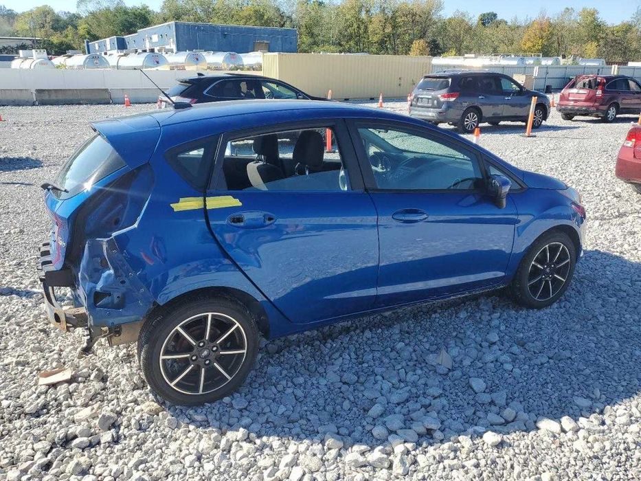 В дорозі FORD FIESTA SE 2019 США форд фієста сі 1.6 передній привід