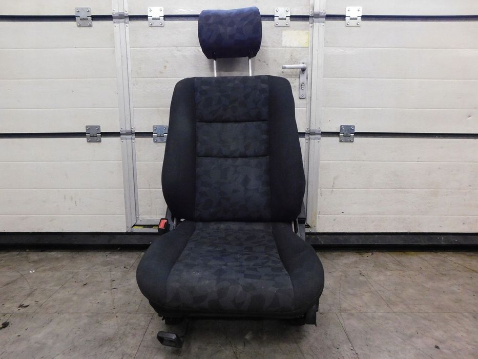 MERCEDES W202 2.2 CDI FOTEL KIEROWCY