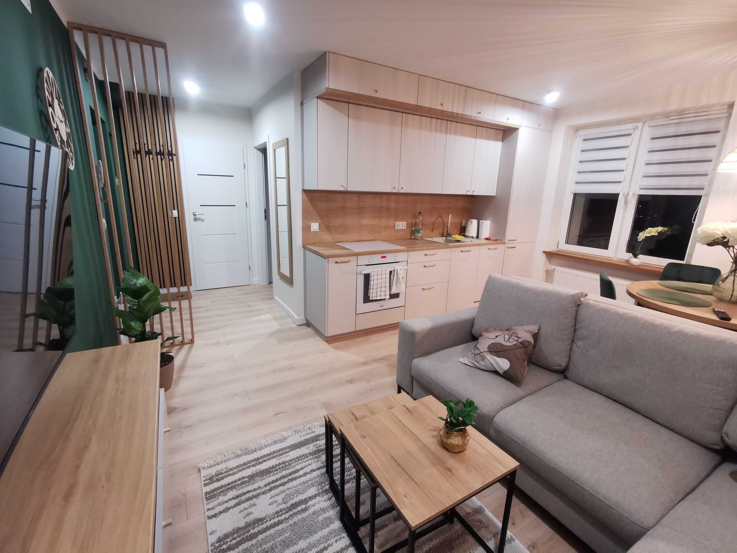 Apartament Jelenia Góra. Zwiedzanie Karkonoszy i wypoczynek, parking