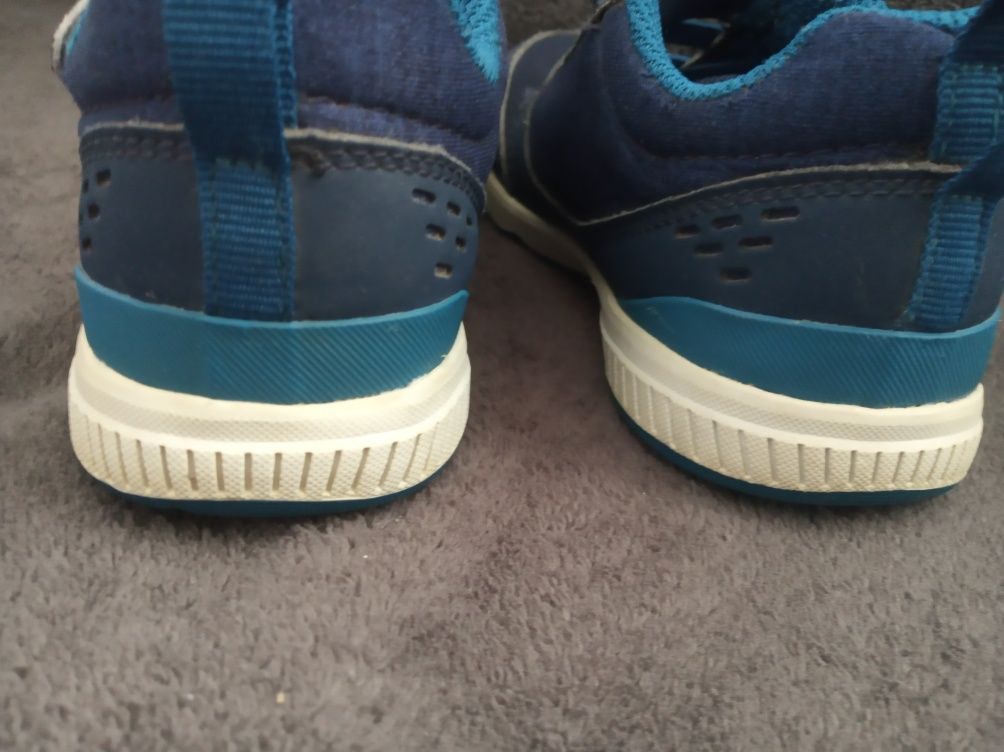 Buty chłopięce rozm. 26 Decathlon