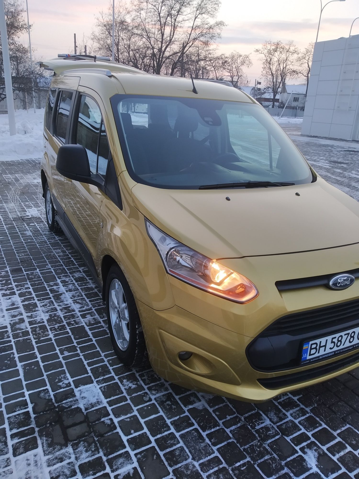 Продам Ford Tourneo Connect