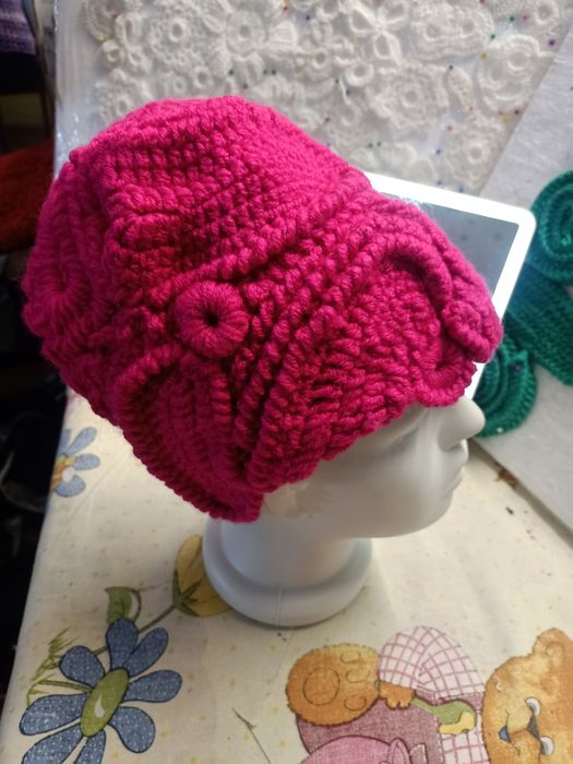 Шапка жіноча,дизайнерська