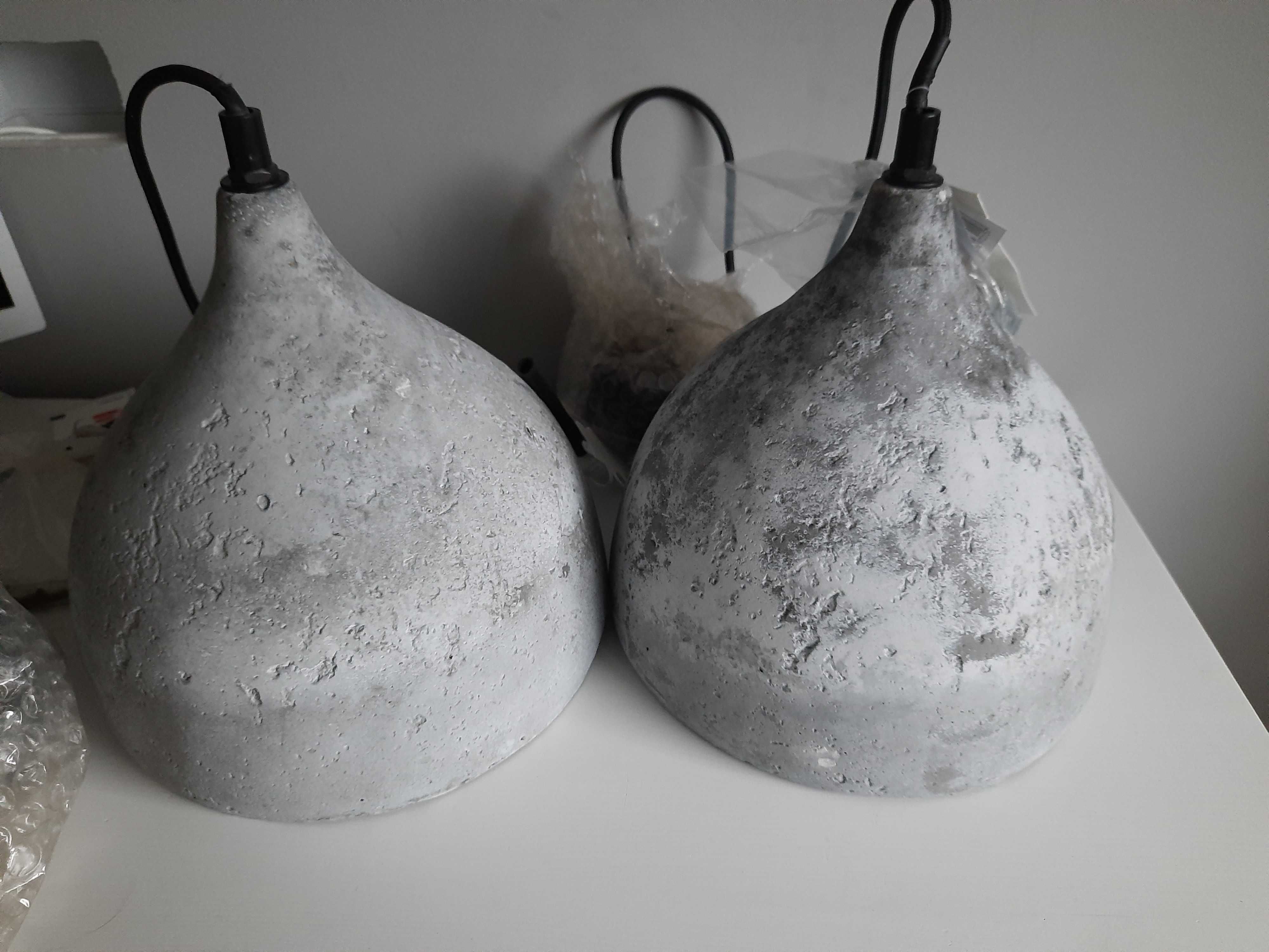 Dwie betonowe lampy In Art