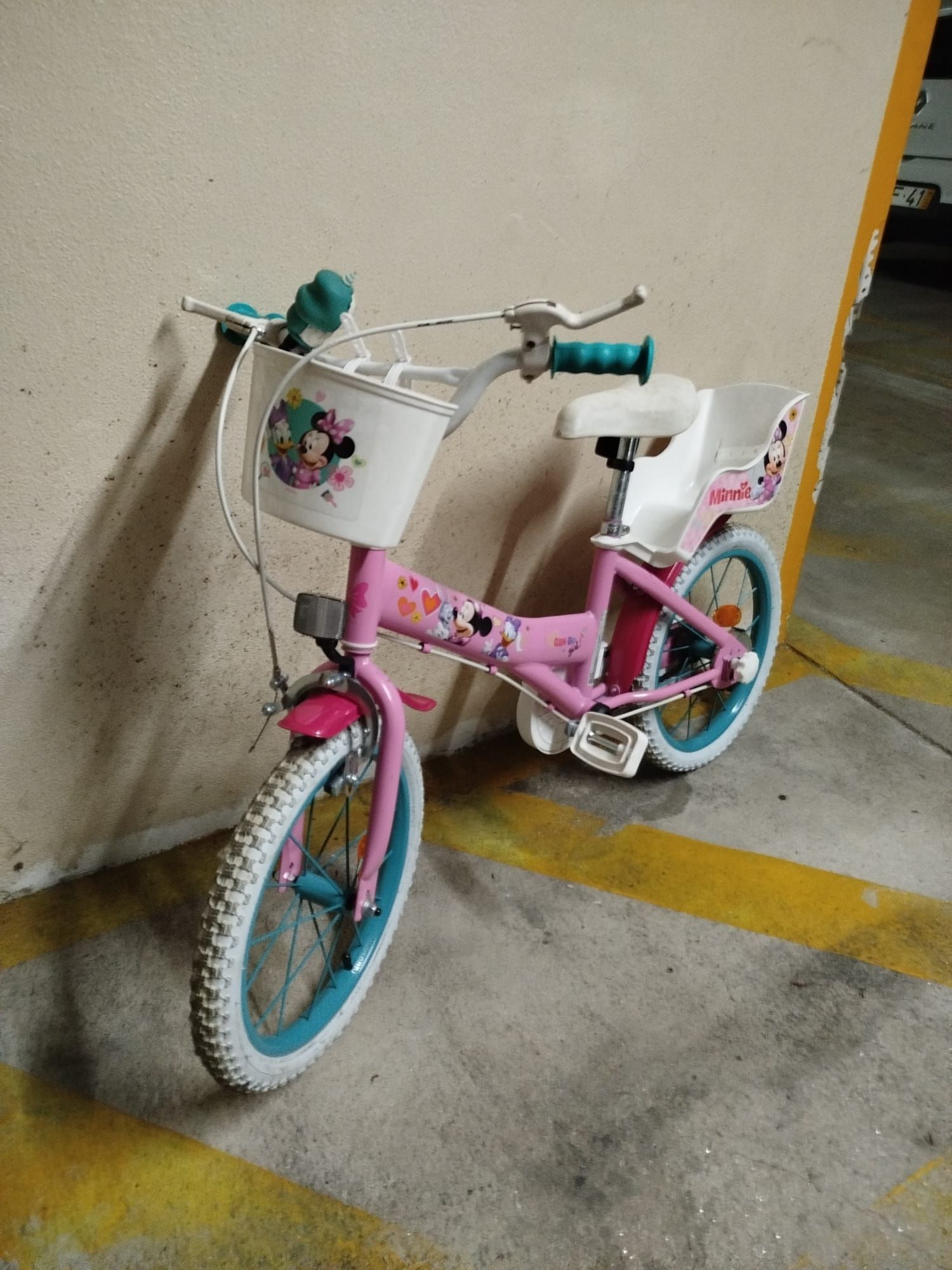 Bicicleta de menina roda 16