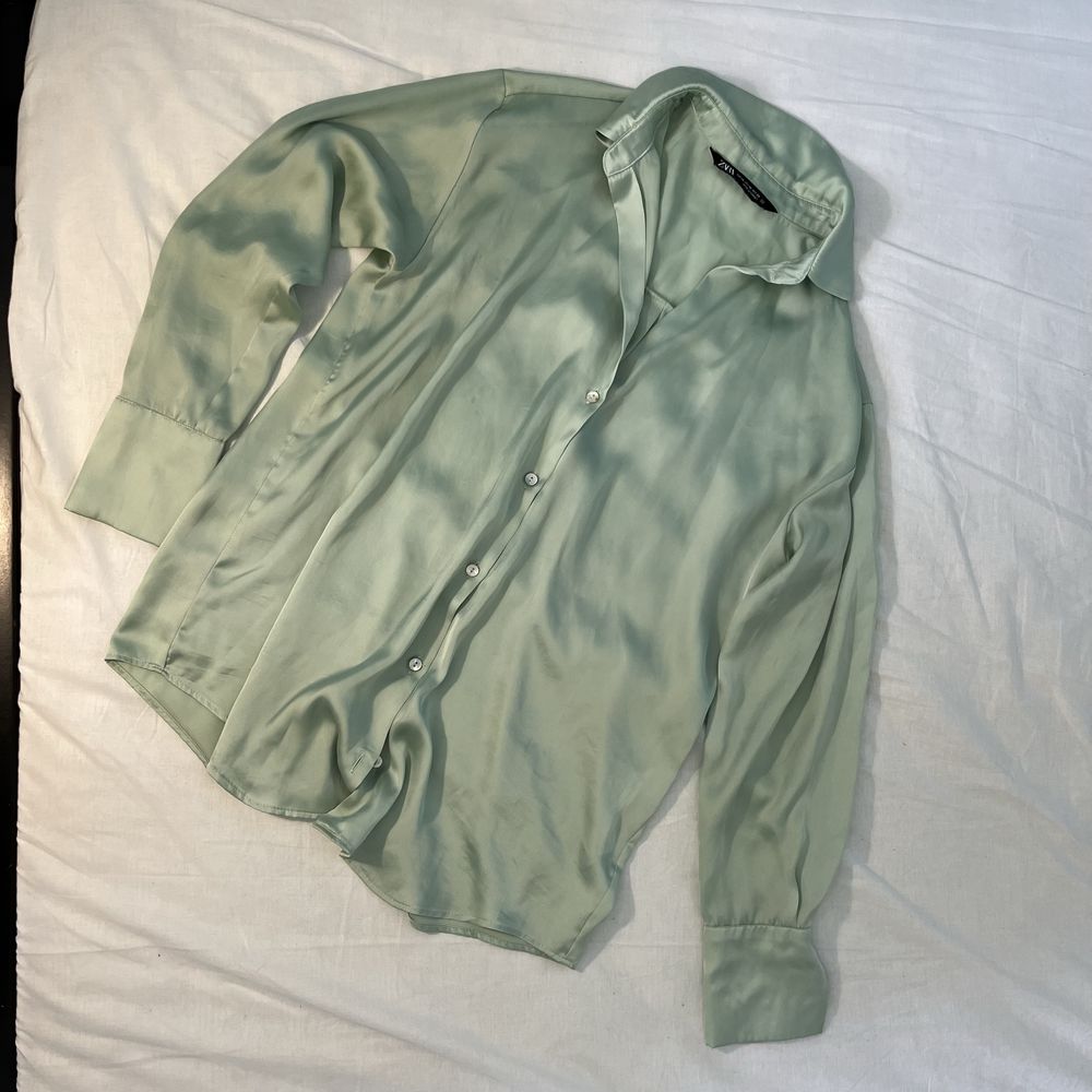 Продам рубашку Zara