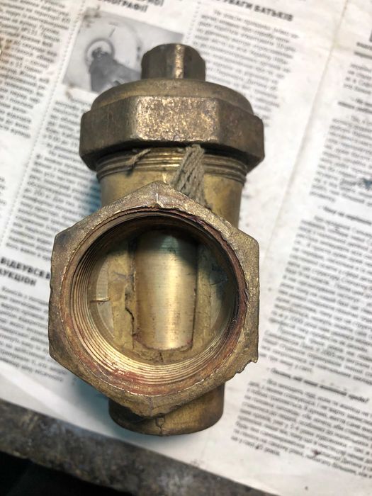 Кран корковий  латунний Ру10 Ду32