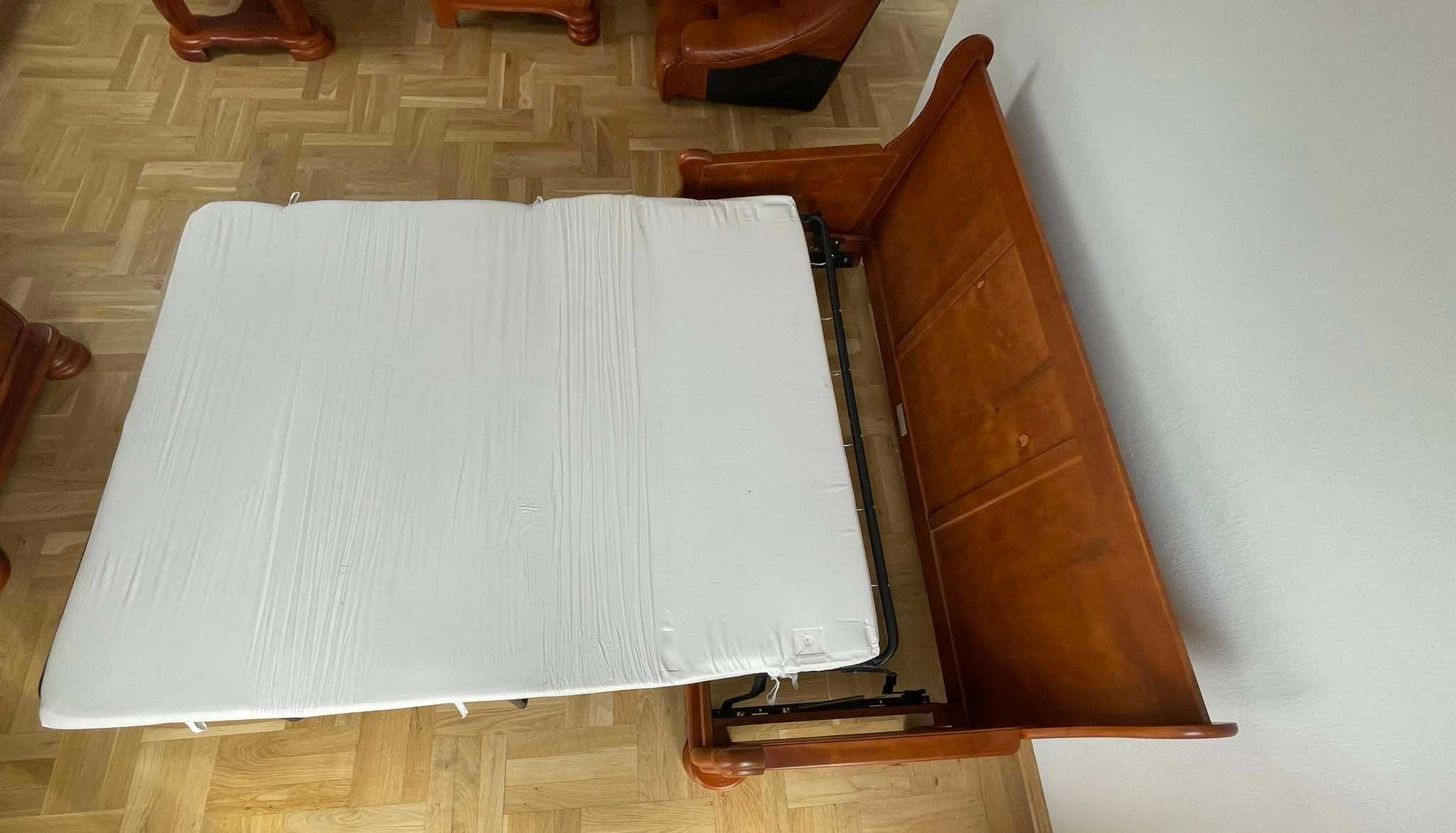 Zestaw wypoczynkowy retro - sofa z funkcją spania + 2 fotele + stolik