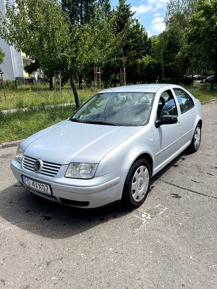 Volkswagen Bora 1.6 benzyna