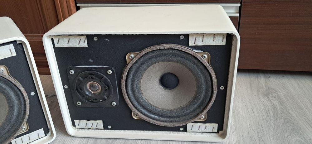 Kolumny itt Hyperion b 425