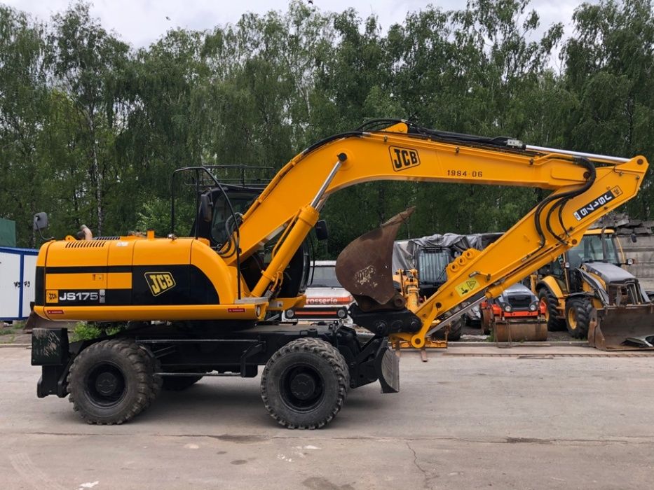 Услуги Аренда кубового колесного экскаватора JCB JS 175 W