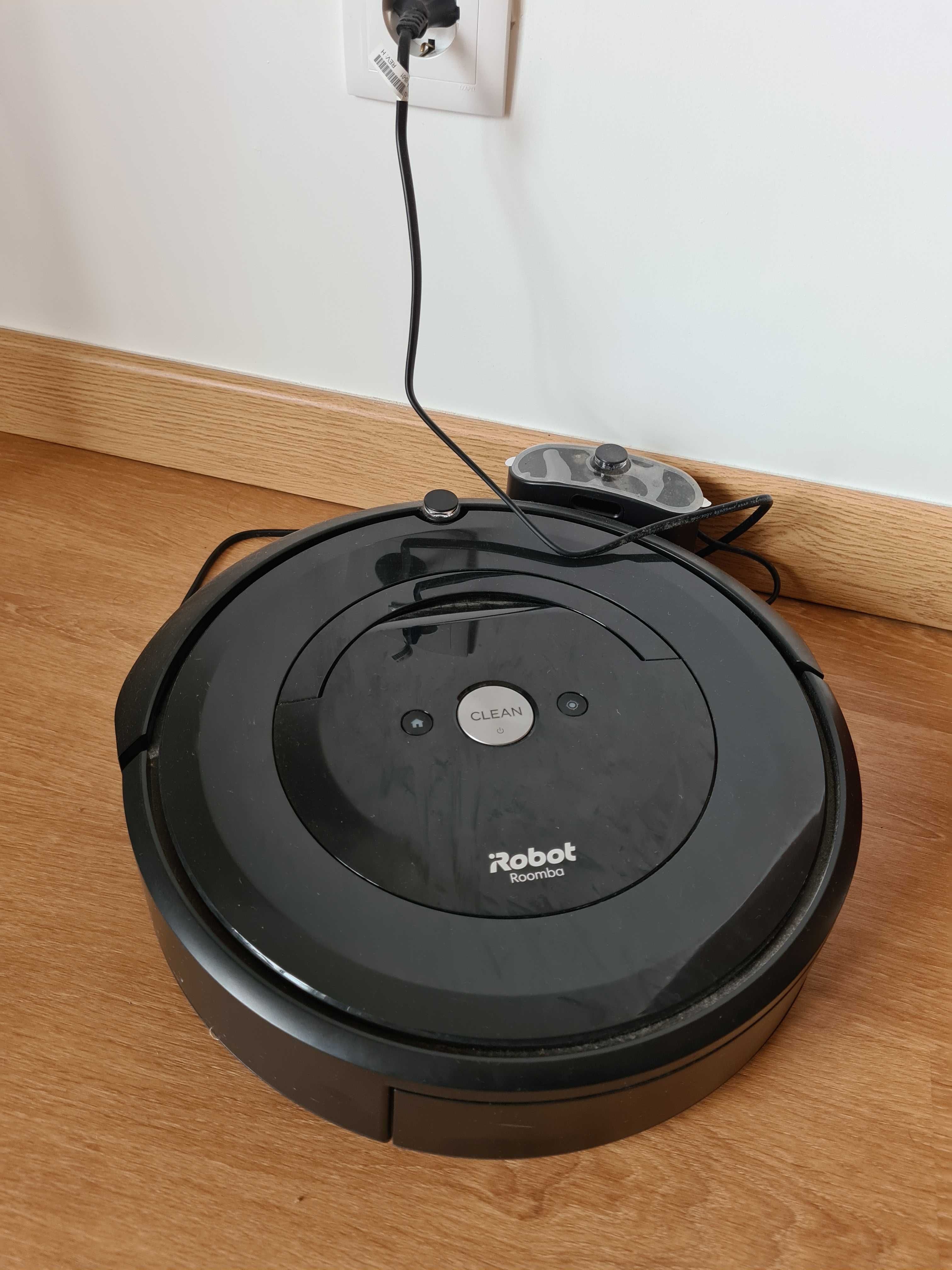 Aspirador iRobot Roomba e5