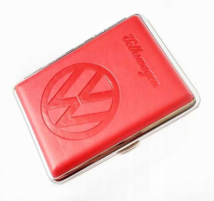 Papierośnica VW metalowa z logo Volkswagen z ekoskóry lub lakierowana