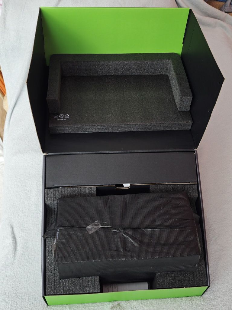 Xbox Series X 1TB z akumulatorkiem